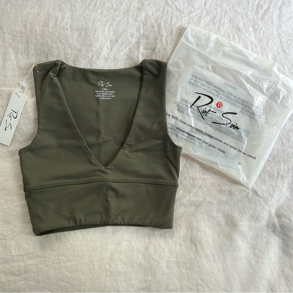 NWT Riot Swim Sculpt Stretch Top - Picture 3 of 4